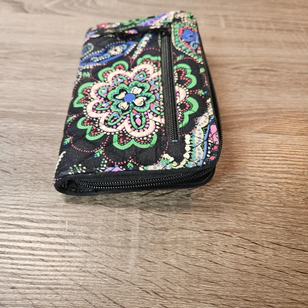 Vera Bradley Night and Day Paisley Quilted Turn Lock Zip Around Wallet Black